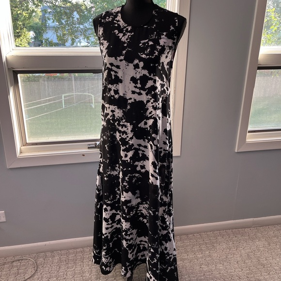 Victor Alfaro Black and White Abstract Maxi Dress Sz S - Picture 4 of 5